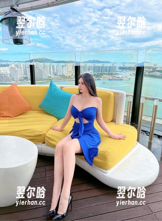 120斤的小王同学 微密圈 - 120斤的小王同学的私拍合集:与梦幻粉章鱼谈一场海底约会