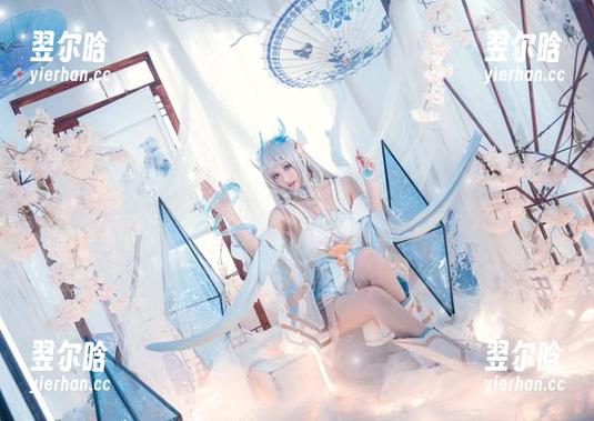 Luisa_零纱 不在街头的“Luisa_零纱”,居家写真随性更新