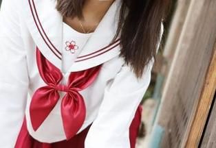 MyGirl美媛馆 – 黄乐然与无圣光办公室：图片中的微妙暗示，总让人联想。