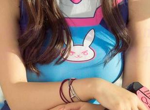 UGirls尤果网 – 非常免费！飞Angelababy在海边的那些照片，你看看不就是艺术吗？