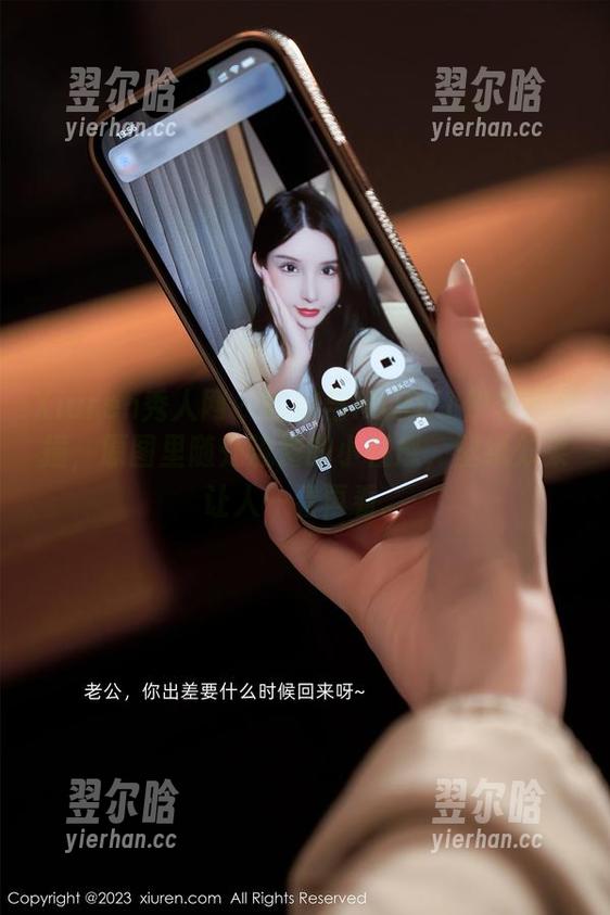 Xiuren秀人网-MODEL伊若 Xiuren秀人网 - 豹纹与MODEL伊若的碰撞,原图里随处流露的小性感,壁纸效果让人一看再看。