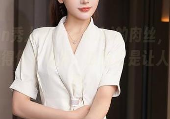 Xiuren秀人网 – 小Kiki的肉丝，在写真中轻盈得像个精灵，原图更是让人目不转睛。