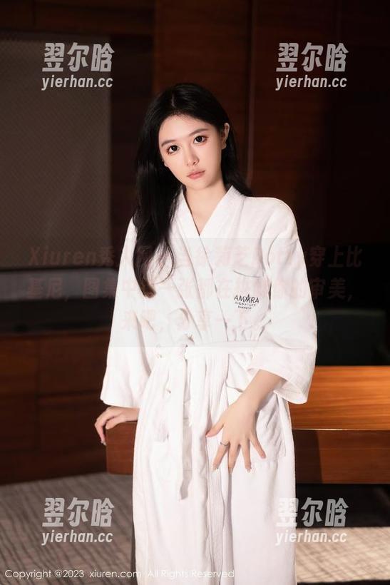 Xiuren秀人网-徐莉芝Botty Xiuren秀人网 - 当徐莉芝Botty穿上比基尼,图集中每一张都在挑衅你的审美,来吧,分享一下。