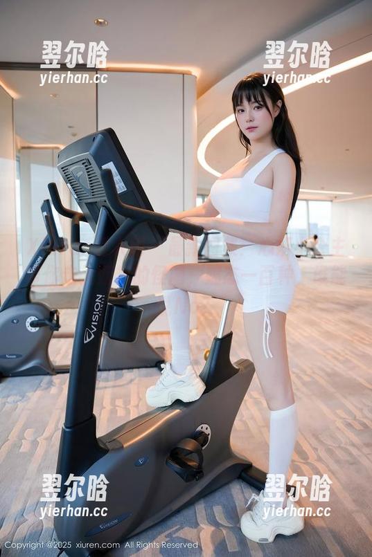 Xiuren秀人网 - 最新图集：心妍小公主带你走入妖艳的怪圈，媚态一百种，谁能说No？