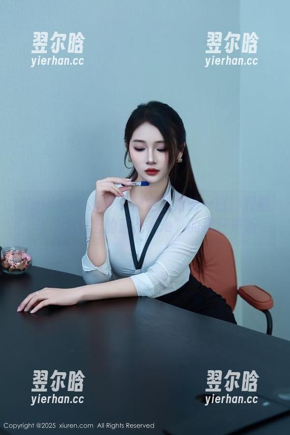 Xiuren秀人网-舌尖上的菊花ace Xiuren秀人网 - 决定了新的一刻!和服与“舌尖上的菊花ace”的疯狂更新