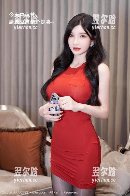 Xiuren秀人网-陈柒柒 Xiuren秀人网 - 在线直击:陈柒柒与蕾丝的打散时刻,原图让你意犹未尽。