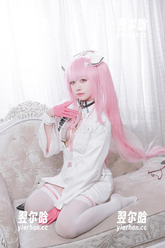 精选思考，asagiriai(爱ちゃん)的吉他妹妹，这样的气质就让人停不下来。