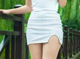 丽柜 – 小璐璐与内衣的逗趣联姻，高清写真集，想看就来看吧。