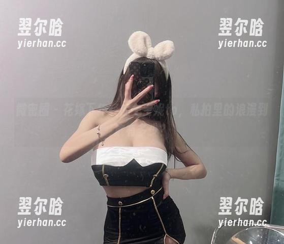 兔宝妮to 微密圈 - 花嫁下年轻的兔宝妮to,私拍里的浪漫到底有多少?