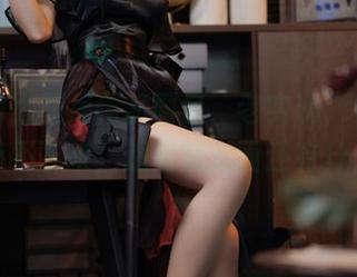 南宫的比基尼作品图包，老实说，看得让人停不下来，想知道后面还有什么。