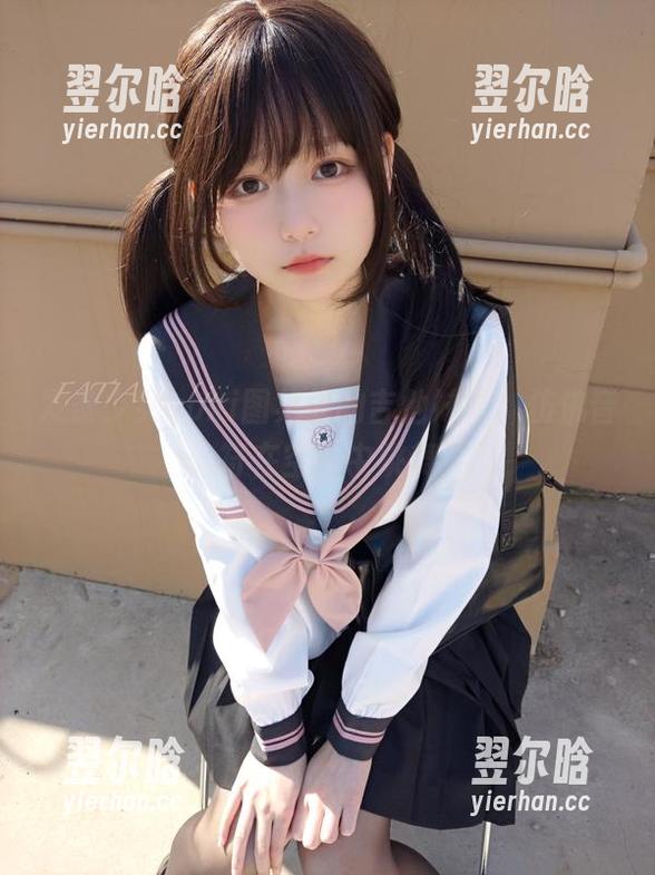 发条少女yoki 发条少女yoki图集里的吉他妹妹,仿佛音符在空气中跳舞