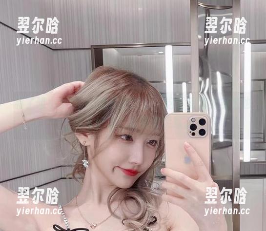 啾小妍Deer 有了啾小妍Deer的短裤图包,这下短裤大赛我也准备好了,就看谁能赢。