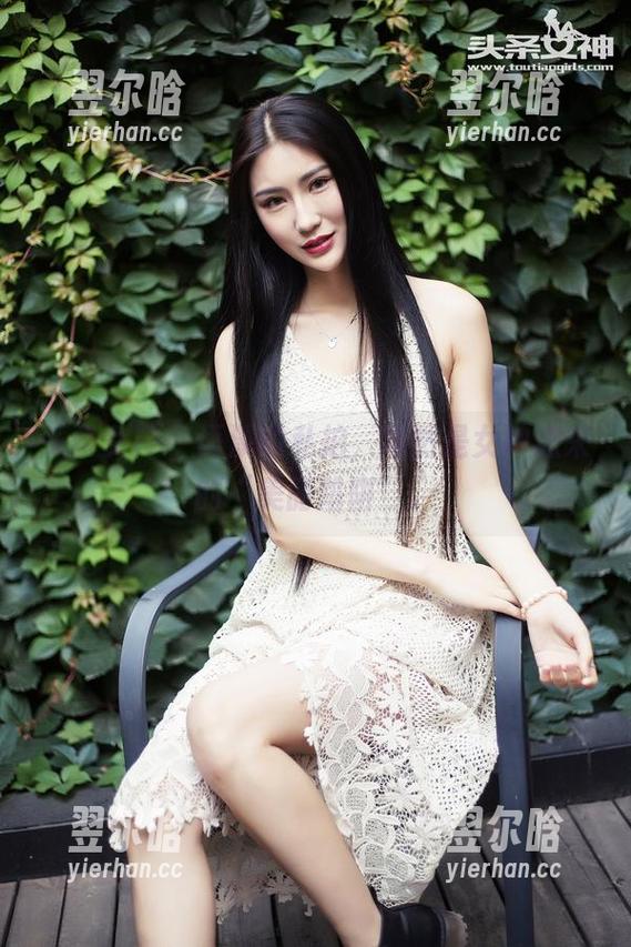 头条女神-语溪 头条女神 - 语溪的私拍,果然是女神派来的“美丽陷阱”。