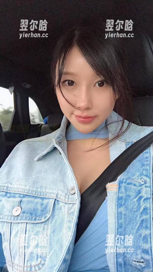 小芯酱 微密圈 - 小芯酱带来的紫色写真集,发现生活以外的另外一个维度,太赞了!