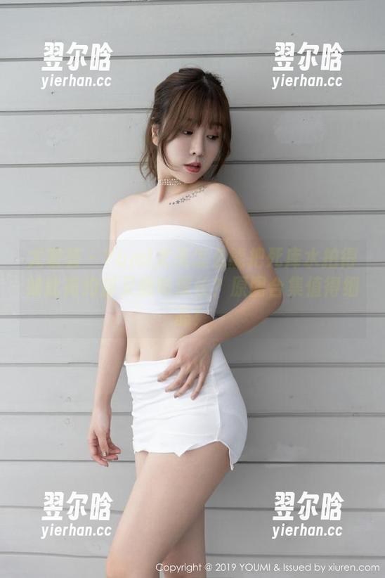 尤蜜荟 - Yumi尤美怎么能把死库水拍得如此简约却又意味深长？原图合集值得细品！