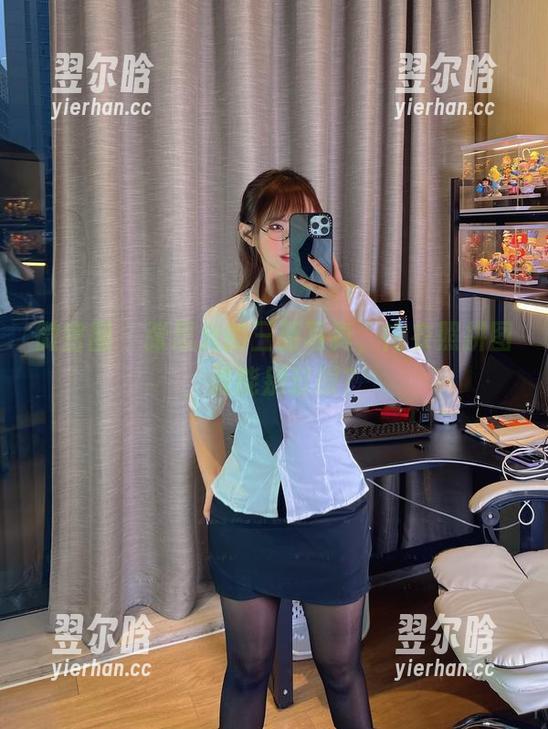 张思允 微密圈 - 张思允的三亚写真,内衣照拼图,谁能别过眼?