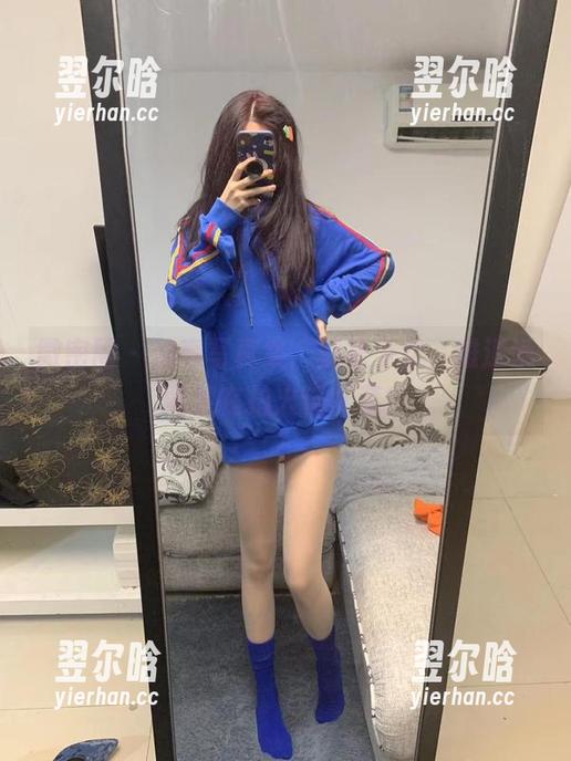 提袜少女 微密圈 - 油亮写真集,提袜少女,难道她竟然在拍火锅配菜?