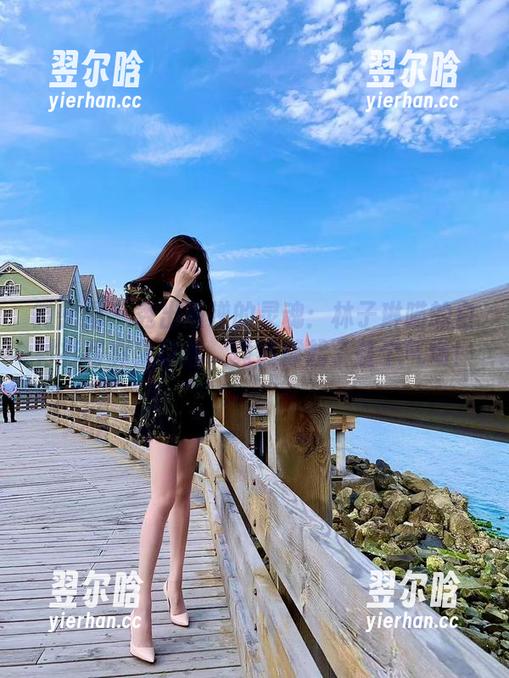 林子琳喵 微密圈 - 秀出叛逆的灵魂:林子琳喵的白衬衫写真集精选,竟然撑起了整个气场!