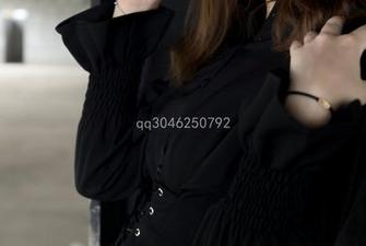 梦丝女神 – 聚焦苏柔的夏季美图，这种清新感像是刚喝完一杯果汁——唉，果汁完了。