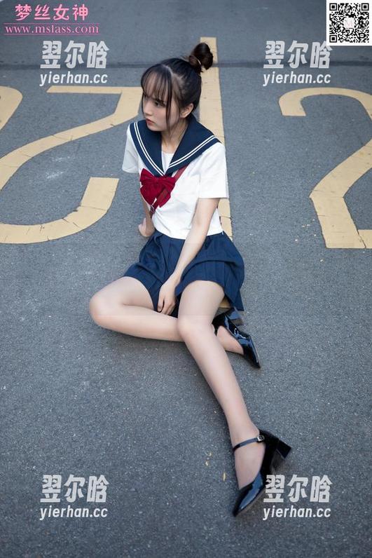 梦丝女神 - 女友图包终于来了，莹仙女说：“谁敢说我单身？”