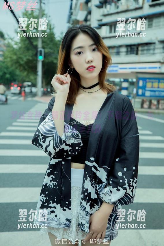 梦丝女神-陈玲 梦丝女神 - 端正陈玲全集:下载之前,先来点小八卦