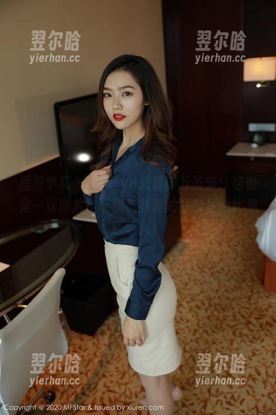 模范学院-Evelyn艾莉 模范学院 - Evelyn艾莉的万圣节:这也是一张图片,让我感到我的打扮居然比鬼还吓人!