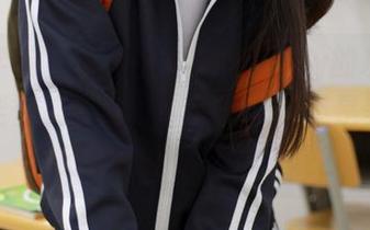 模范学院 – 才发现李颖煊baby的灰丝，竟然能变成这样一幅美图，是不是美的角度刚好也是文艺复兴呢？