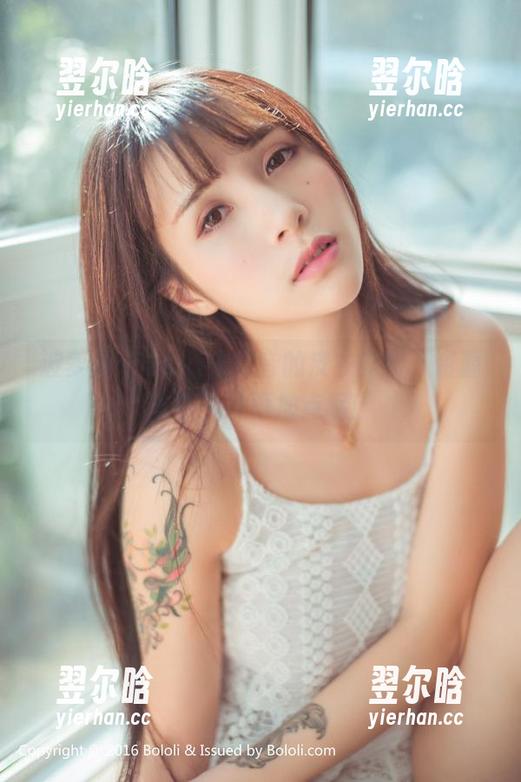 波萝社 - Suki朱忆音的皮衣美图，资源丰富，没再加点呢！