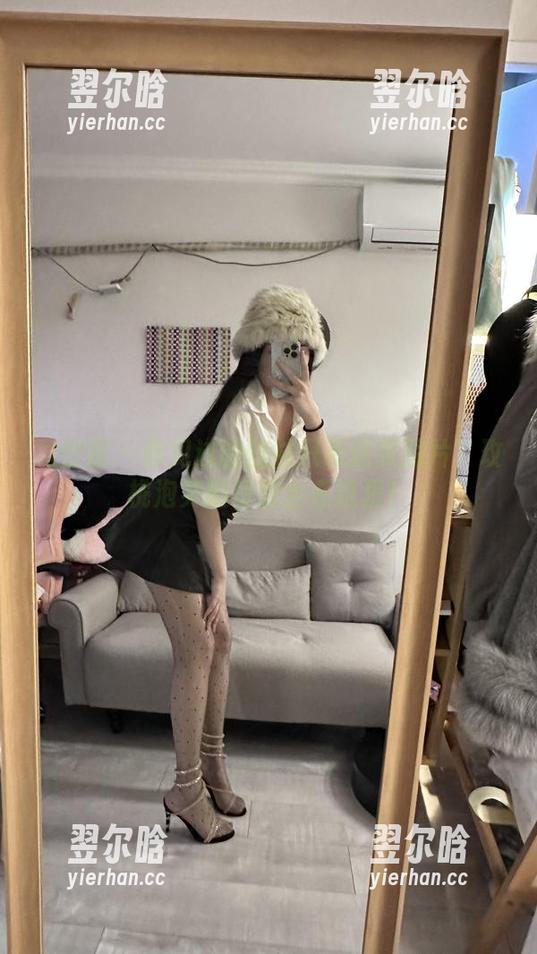玫桃泡芙 微密圈 - 你见过的丝袜只有这张图片?玫桃泡芙的资源全在这里!