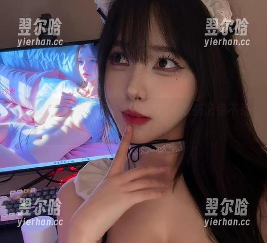 微密圈 - 原图分享，琳铛铛的毛衣搭配是不是有些出乎意料？