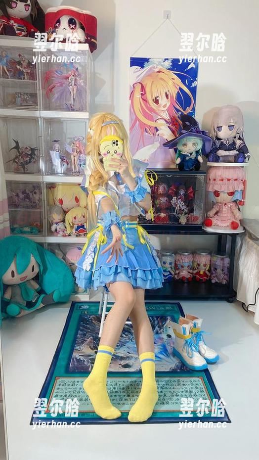 白栎Shirly 白栎Shirly的写真定制要素:一点恶毒,一点白兔,啥都可以试!