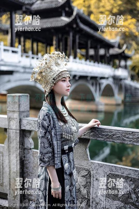 秀人网-Erikaki 秀人网 - 不要轻易尝试,下载了Erikaki的连体衣写真集后