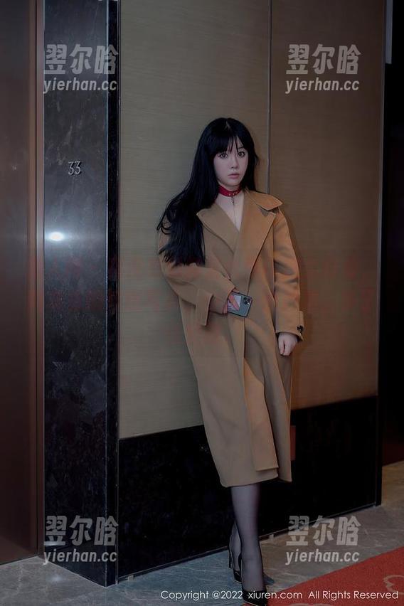 秀人网-陶喜乐 秀人网 - 真没想到教室也可以这么好看,陶喜乐的壁纸写真,少了一点严肃,多了点灵动。