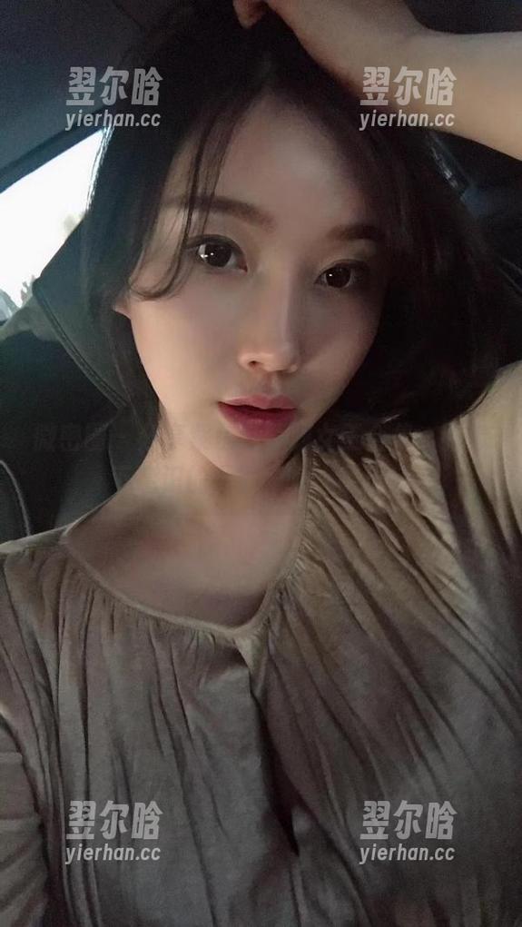 紫色哒豚豚 微密圈 - 分享紫色哒豚豚女王合集,胜似下意识的倾慕,呼之欲出!