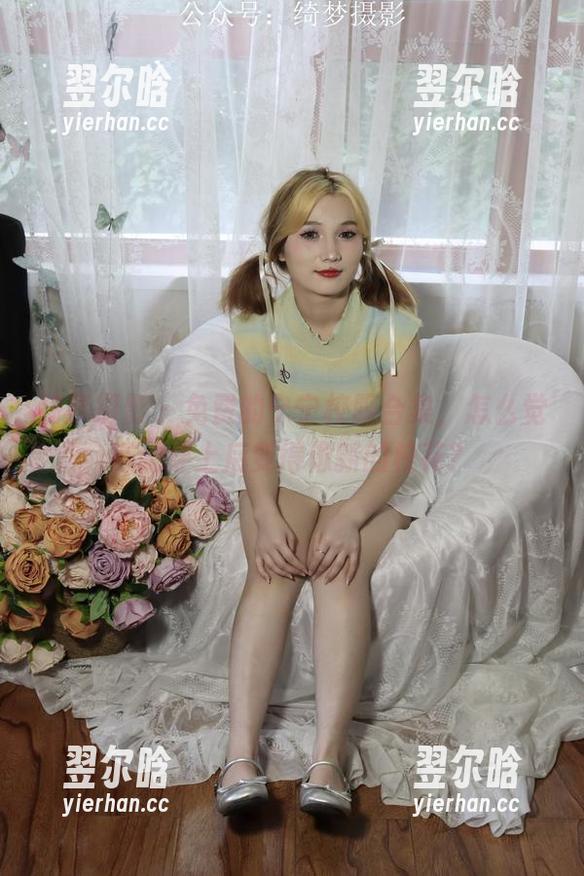 绮梦摄影 - 免费的宁宁校服合集，怎么觉得她穿上后变得像新的校花？
