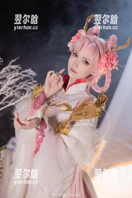 花兮_honoka带你探访赫敏的另类写真，图片又让人咋舌