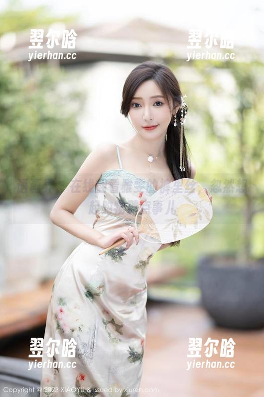 语画界-雅雯 语画界 - 在线翻看雅雯的裤里丝,忽然想起购物那点事儿