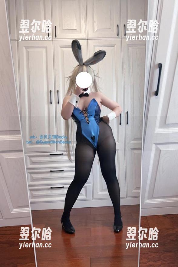 贝贝琪Becky 谁说水手服只能是可爱?贝贝琪Becky来证明,无圣光下的原图也可以骚气四射。