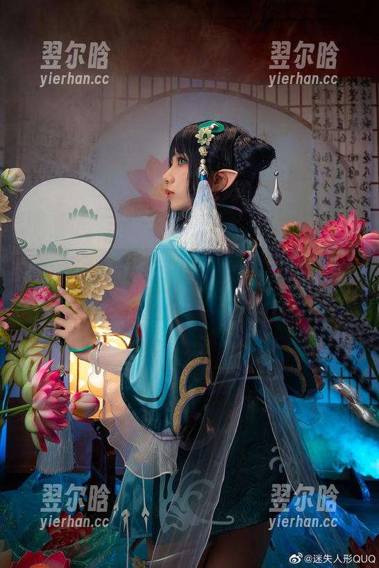 迷失人形QUQ 办公室写真,迷失人形QUQ的另类职场生存手册