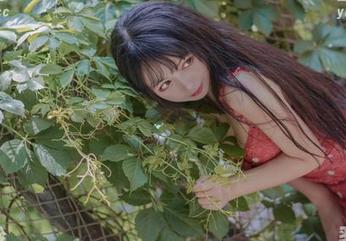 我的眼睛在打架——黑猫猫ovo的纱写真盘点